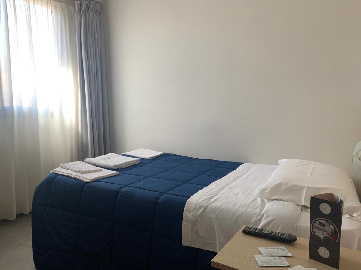 Palazzo 41 Rental Rooms San Pietro Vernotico Eksteriør bilde