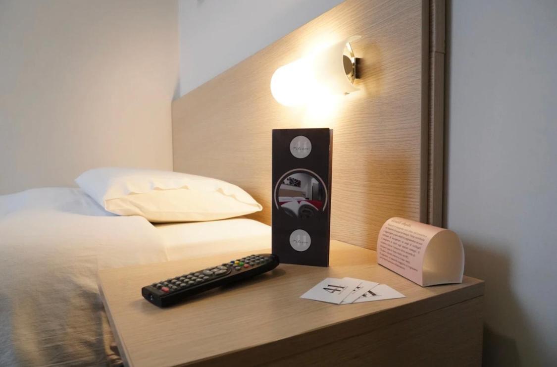Palazzo 41 Rental Rooms San Pietro Vernotico Eksteriør bilde